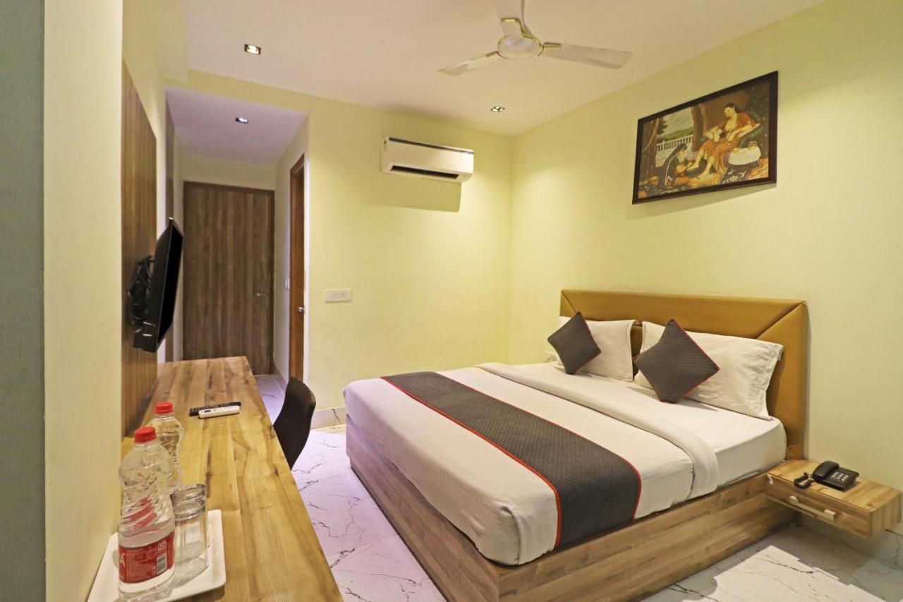 Good Vibe Near Delhi Igi Airport Hotel 4*