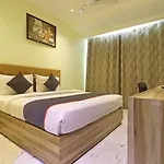Hotel Good Vibe Near Delhi Igi Airport